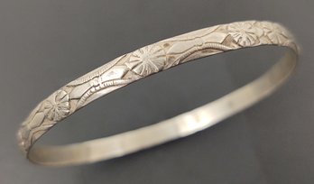 VINTAGE BEAU STERLING SILVER ORNATE BANGLE BRACELET