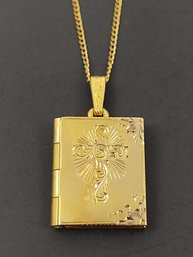 VINTAGE GOLD FILLED ETCHED BOOK LOCKET NECKLACE