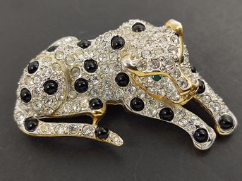 VINTAGE GOLD TONE RHINESTONE LEOPARD BROOCH