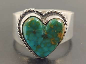 NAVAJO NATIVE AMERICAN STERLING SILVER TURQUOISE HEART RING