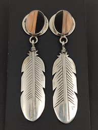 NAVAJO NATIVE AMERICAN PATRICK WILETTO STERLING SILVER SPINY OYSTER & ONYX FEATHER EARRINGS