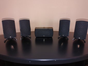 Klipsch Bookshelf Speakers And Center