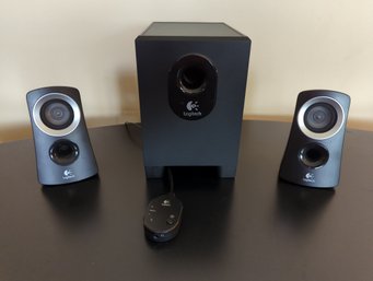 Logitech Z313 Computer Speakers And Subwoofer