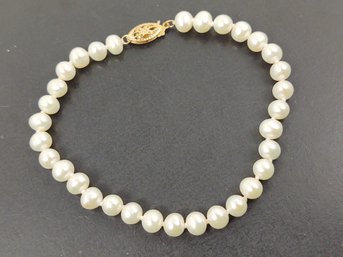 VINTAGE 14K GOLD PEARL BRACELET