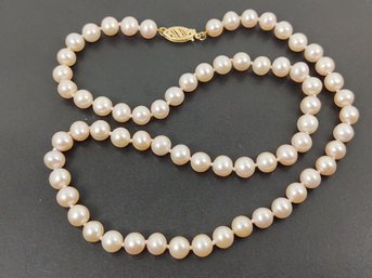 VINTAGE 14K GOLD PINK PEARL NECKLACE