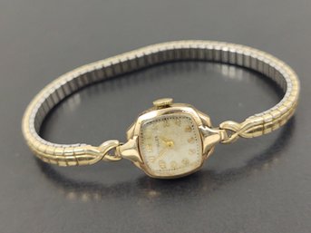 VINTAGE 10K GOLD LADIES WITTNAUER WRISTWATCH