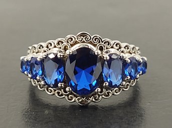 STUNNING STERLING SILVER BLUE SPINEL RING