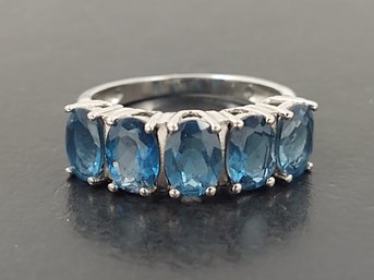 STERLING SILVER BLUE TOPAZ RING