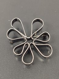 VINTAGE MID CENTURY MODERNIST DESIGNER JOHN LEWIS STERLING SILVER BROOCH