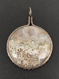 VINTAGE STERLING SILVER ROUND JASPER PENDANT