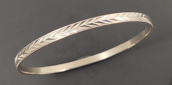 VINTAGE ETCHED WHEAT PATTERN STERLING SILVER BANGLE BRACELET