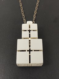 VINTAGE STERLING SILVER NECKLACE WITH GEOMETRIC CUBE PENDANT