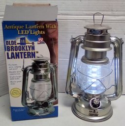 Working Old Brookly Lantern For Patio, Camping & More - Durable Construction   B3