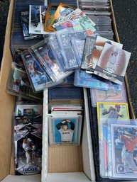 3200 Count Box Of Modern Football & Baseball Rookies And Stars Bowman Score Panini