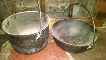Vintage Cast Iron Pots (2)