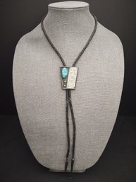 VINTAGE NATIVE AMERICAN SIGNED E. SO STERLING SILVER TURQUOISE HEISHI BEADS BOLO TIE
