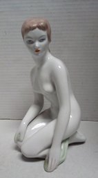 Vintage Budapest Aquincum Porcelain Elegant  Bather Statue     A2