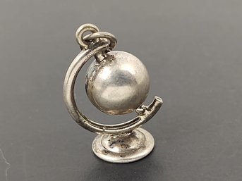 VINTAGE STERLING SILVER 3D GLOBE CHARM FOR A CHARM BRACELET