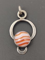 VINTAGE MID CENTURY MODERNIST DESIGN STERLING SILVER BANDED AGATE PENDANT