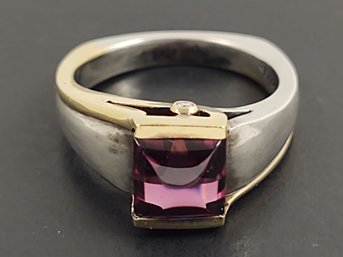 VINTAGE MODERNIST DESIGNER STERLING SILVER & 18K GOLD GARNET / DIAMOND RING