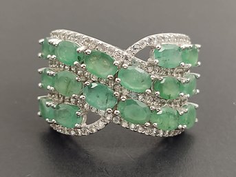 STUNNING STERLING SILVER EMERALD & WHITE TOPAZ RING