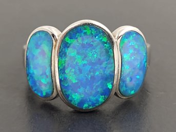 BEAUTIFUL STERLING SILVER SYNTHETIC OPAL RING