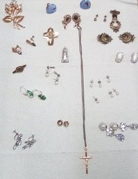 Jewelry Lot - 20 Items - Pierced & Clip On, Screw On Style  Earrings, Cross Pendant & Necklace, & Pins  212/D3