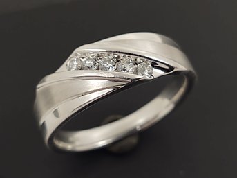 VINTAGE MENS 10K WHITE GOLD 0.40ctw DIAMOND BAND RING