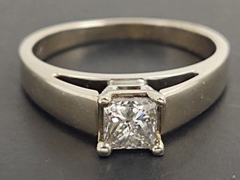 BEAUTIFUL VINTAGE 14K WHITE GOLD 0.62ct PRINCESS CUT DIAMOND ENGAGEMENT RING