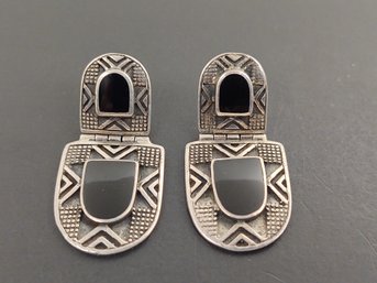 VINTAGE SIGNED STERLING SILVER ONYX HINGED EARRINGS