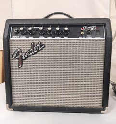 Nice Fender Frontman 15G Electric Guitar Amplifier 38 W And 9ft Oxygen-free Instrumental Cable   RC / C4.