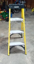 Rugged Husky 4ft Metal Step Ladder