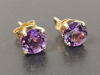 STUNNING VINTAGE 14K GOLD AMETHYST GEMSTONE STUD EARRINGS