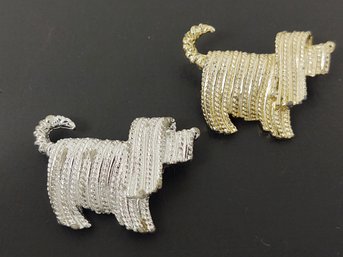 PAIR OF SARAH COVENTRY DOG BROOCHES ONE GOLD TONE ONE SILVER TONE