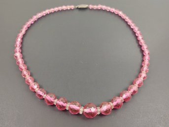 ANTIQUE ART DECO GRADUATED FACETED PINK GLASS NECKLACE