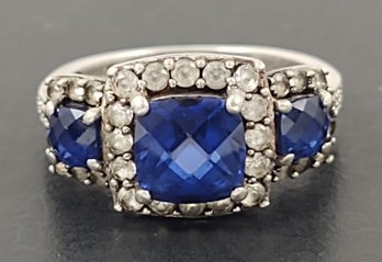 STUNNING STERLING SILVER BLUE & WHITE TOPAZ RING