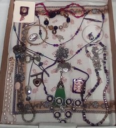 Lovely Jewelry Treasures In Necklaces, Pins & Bracelets     PW/E2