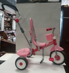 Beautiful Radio Flyer Tricycle With Parent Safety Handle.  RC / SR