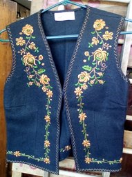 Hungarian Made Hand Embroidered 100 Wool Vest - Size S - Kalocsai Folk Art - Shopping Internatl.  EH/Cside