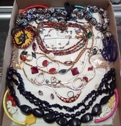 51 Items Jewelry Lot: Necklaces, Hair Clips, Rings, Bracelets, Pendants, Cufflinks, Pin & Earrings  JohB/D3
