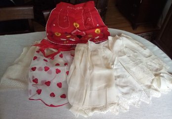 Six Of The Prettiest Vintage Kitchen Aprons -  Includes Cotton, Embroidery, Crochet, Nylon. PM-B3