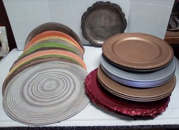 13 Fabric Placemats, 20 Mixed Polymer Chargers & Silverplate Tray JohnB/D5