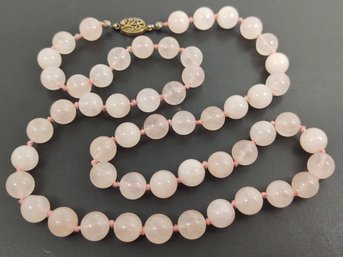 VINTAGE CHINESE HAND KNOTTED ROSE QUARTZ BEADED NECKLACE W/ GILT SILVER CLASP