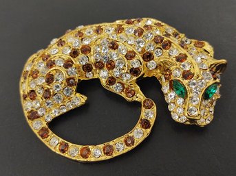 VINTAGE DESIGNER CAMILLOT GOLD TONE RHINESTONE LEOPARD BROOCH