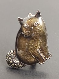 VINTAGE STERLING SILVER ENAMEL & MARCASITE FAT CAT BROOCH