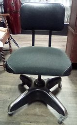 Vintage Heavy Duty Adjustable Office Chair With Cloth Seat & Metal Base     AW/office