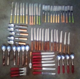 1950s-1960s Vintage Bakelite Handles Cutlery Including Brands Sta-bright, Hampshire, Del Coronado - 62 Pieces