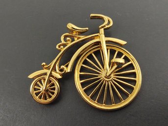 VINTAGE HIGH WHEEL BICYCLE BROOCH