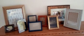 9 Picture Frames In Wood, Brass & Ceramic Styles - B1