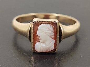 EARLY 1800s ANTIQUE 14K GOLD SMALL CARVED SHELL CAMEO RING